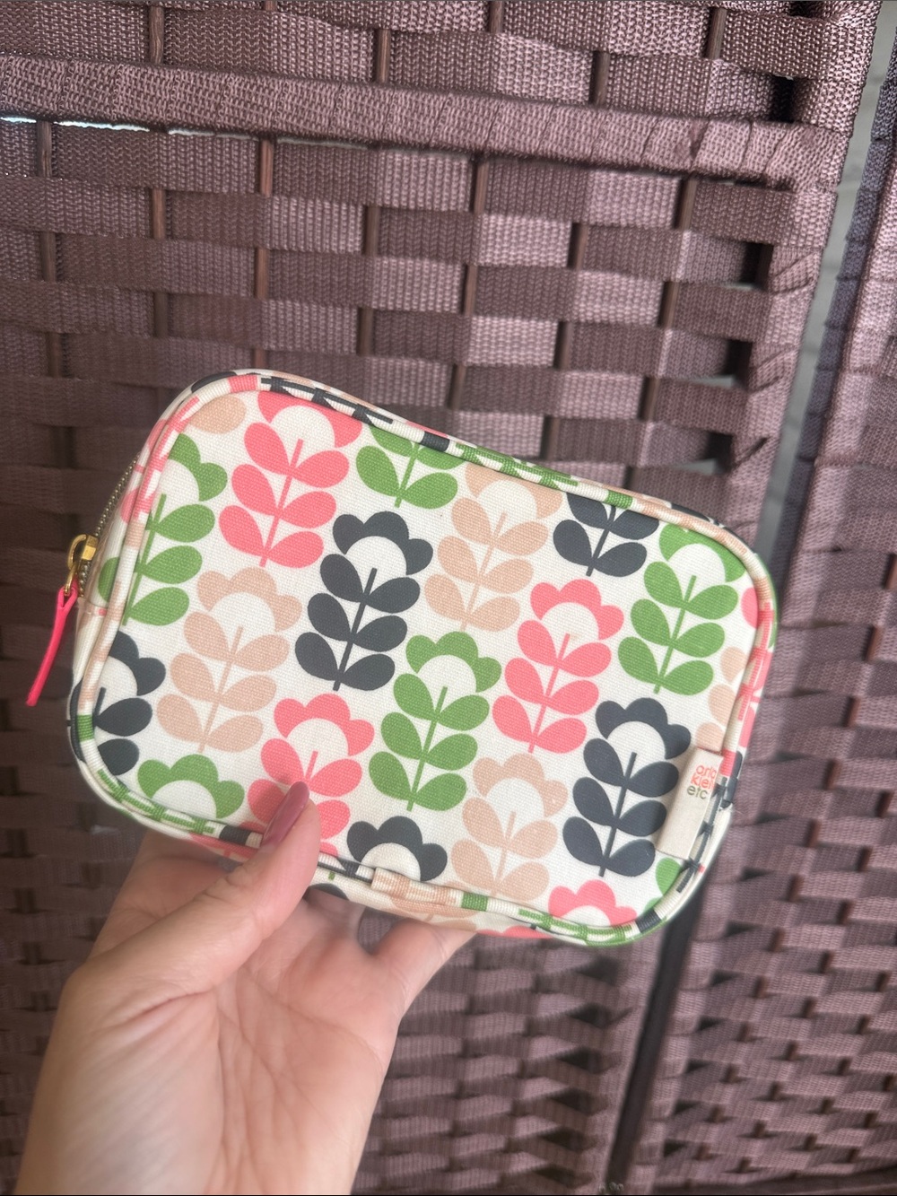 Orla Kiely Floral Leaf Pattern Cosmetic Pouch - Picture 15 of 16